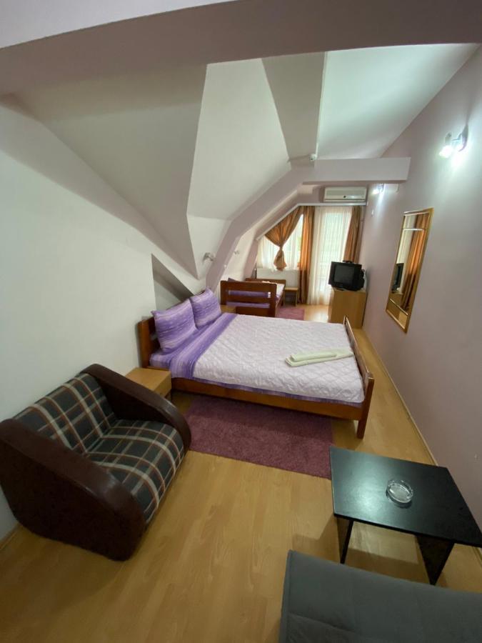 Zormaris-M Hotell Vranje Exteriör bild
