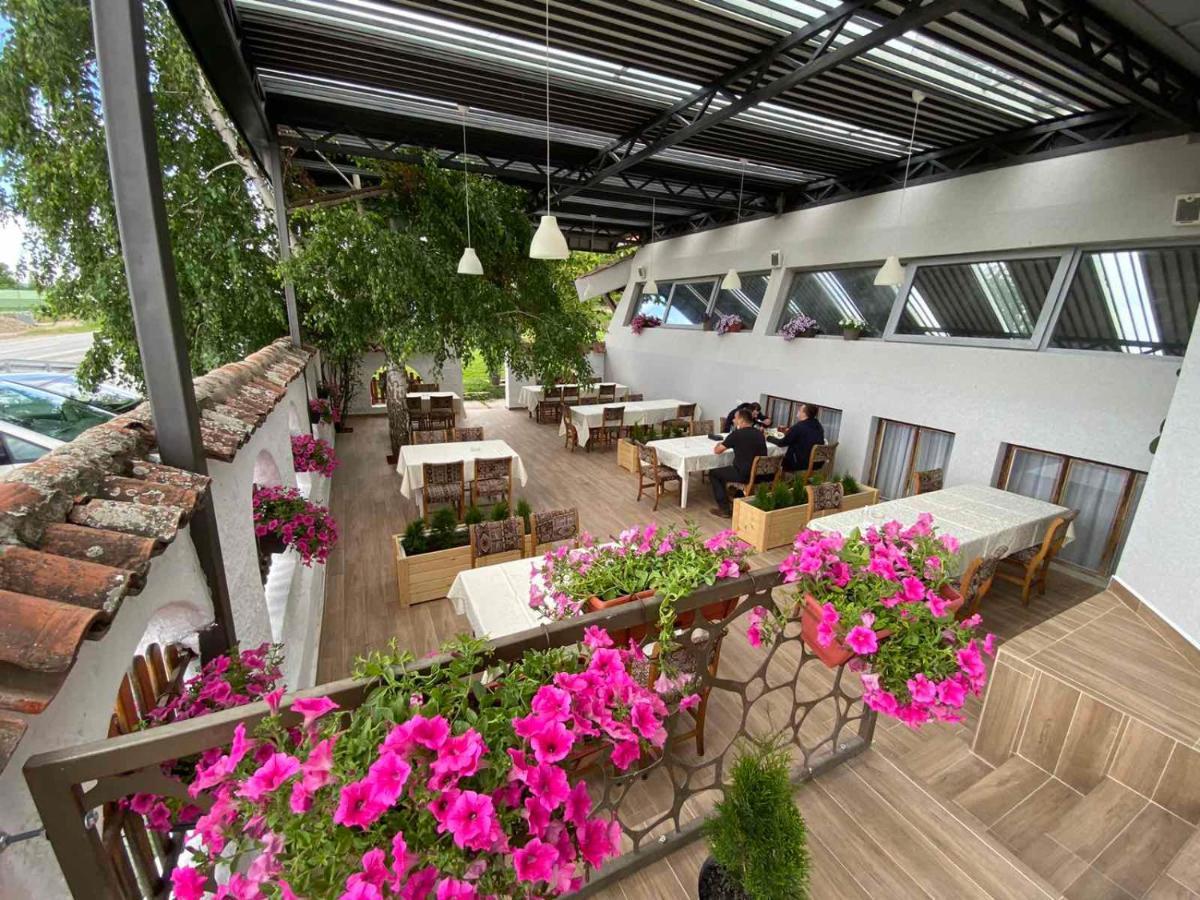 Zormaris-M Hotell Vranje Exteriör bild