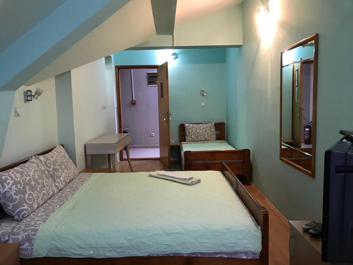 Zormaris-M Hotell Vranje Exteriör bild