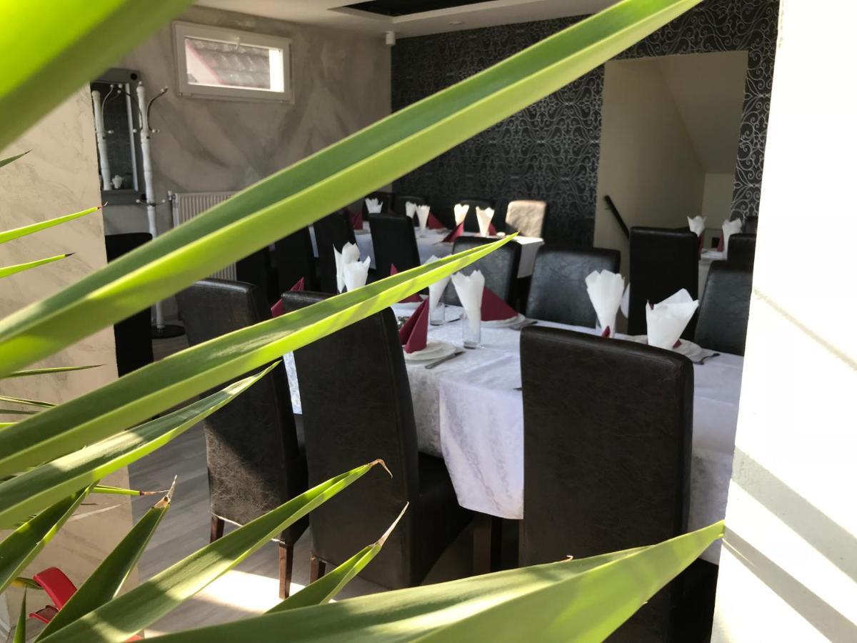 Zormaris-M Hotell Vranje Exteriör bild