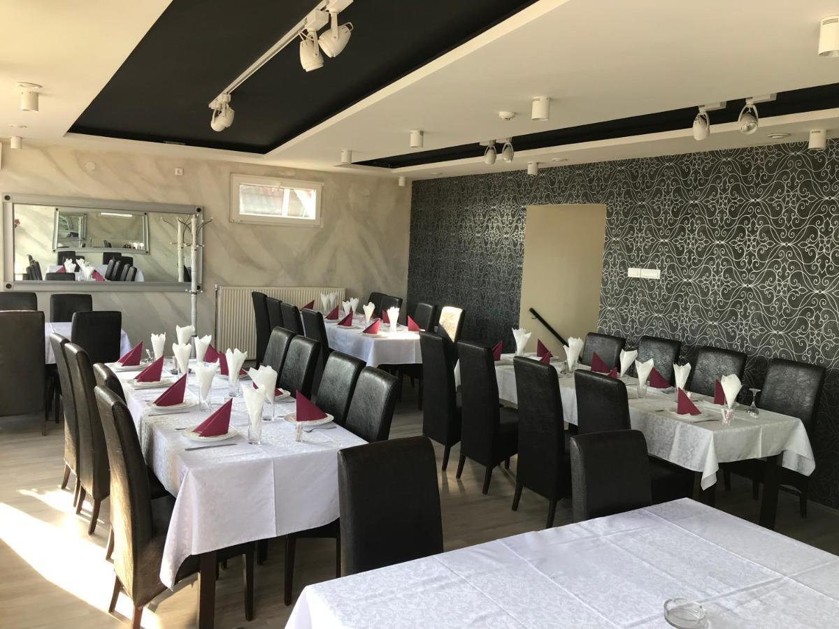Zormaris-M Hotell Vranje Exteriör bild